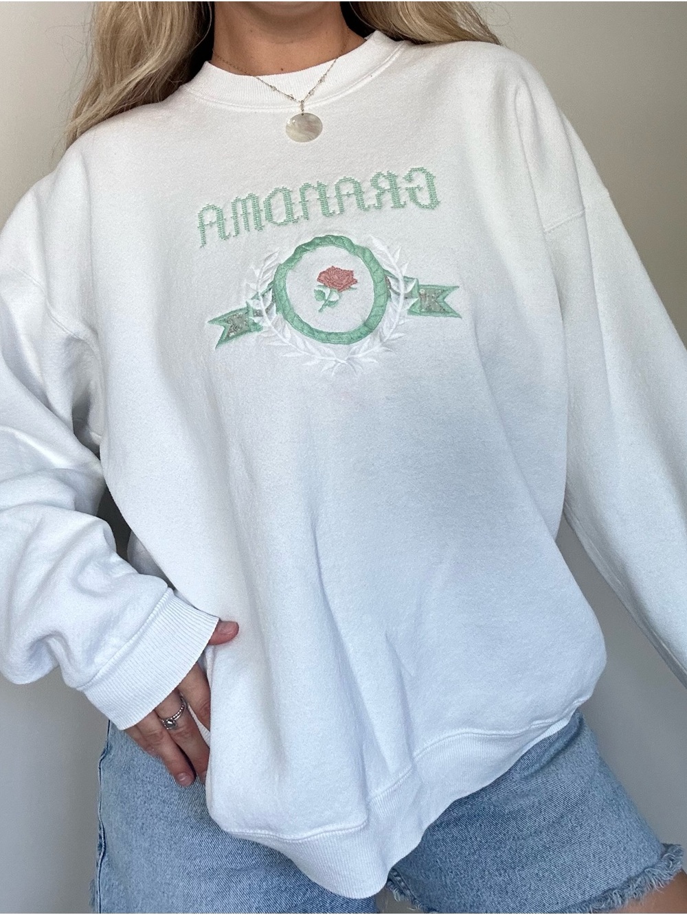 Lee Heavy Weight Vintage Grandma Crewneck Sweatshirt